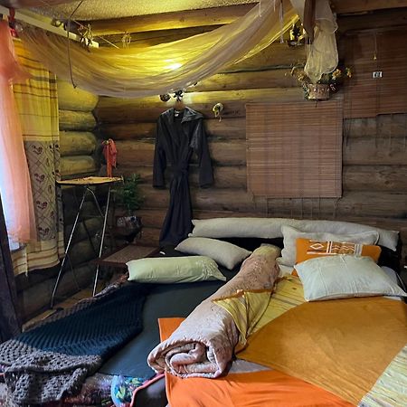 Hotel Piatkovskiy Pilipets Eksteriør bilde