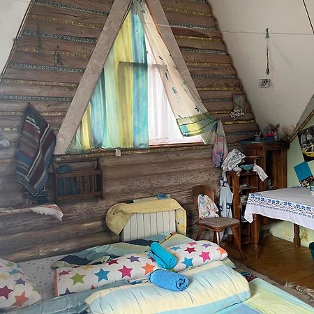 Hotel Piatkovskiy Pilipets Eksteriør bilde