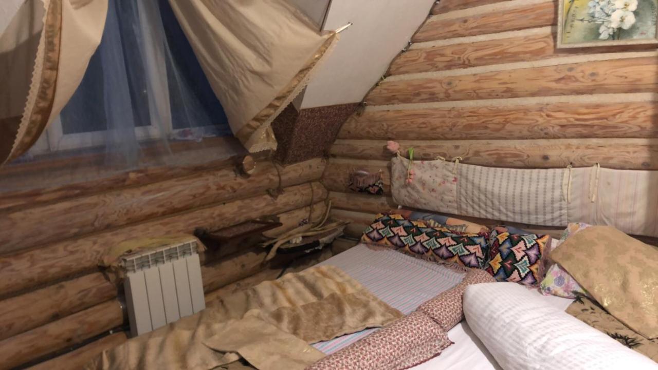 Hotel Piatkovskiy Pilipets Eksteriør bilde