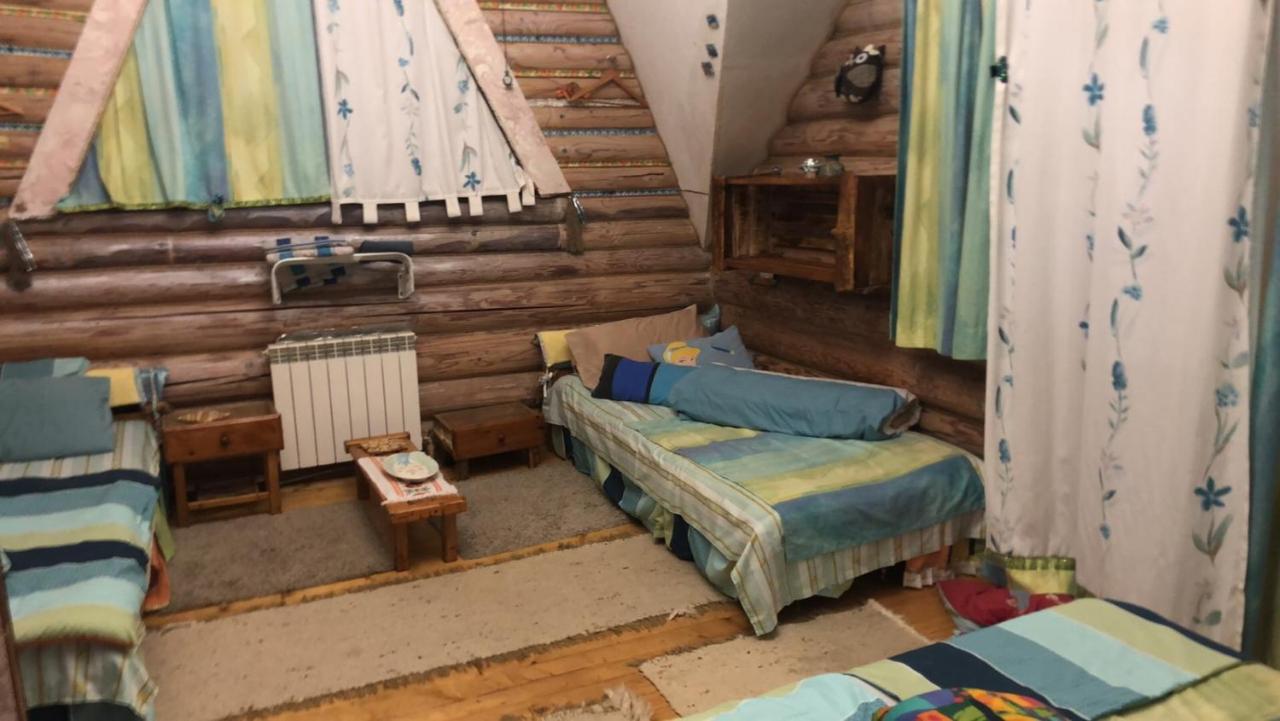 Hotel Piatkovskiy Pilipets Eksteriør bilde